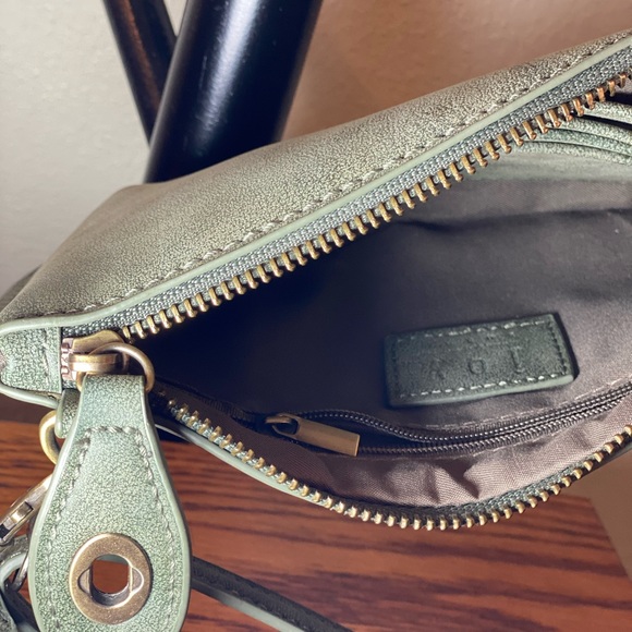 Joy Susan mini clutch wristlet / crossbody sage / light olive green. Like new! - Picture 4 of 5